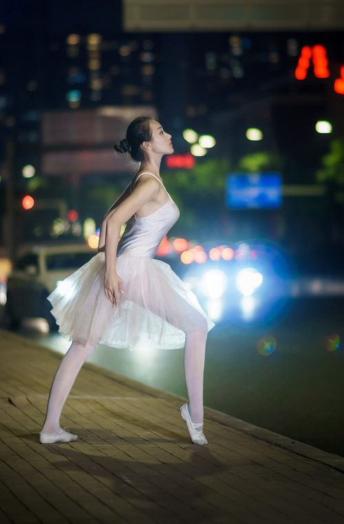 “疾速碰撞:惊心动魄的激烈冲撞”,疾速tti