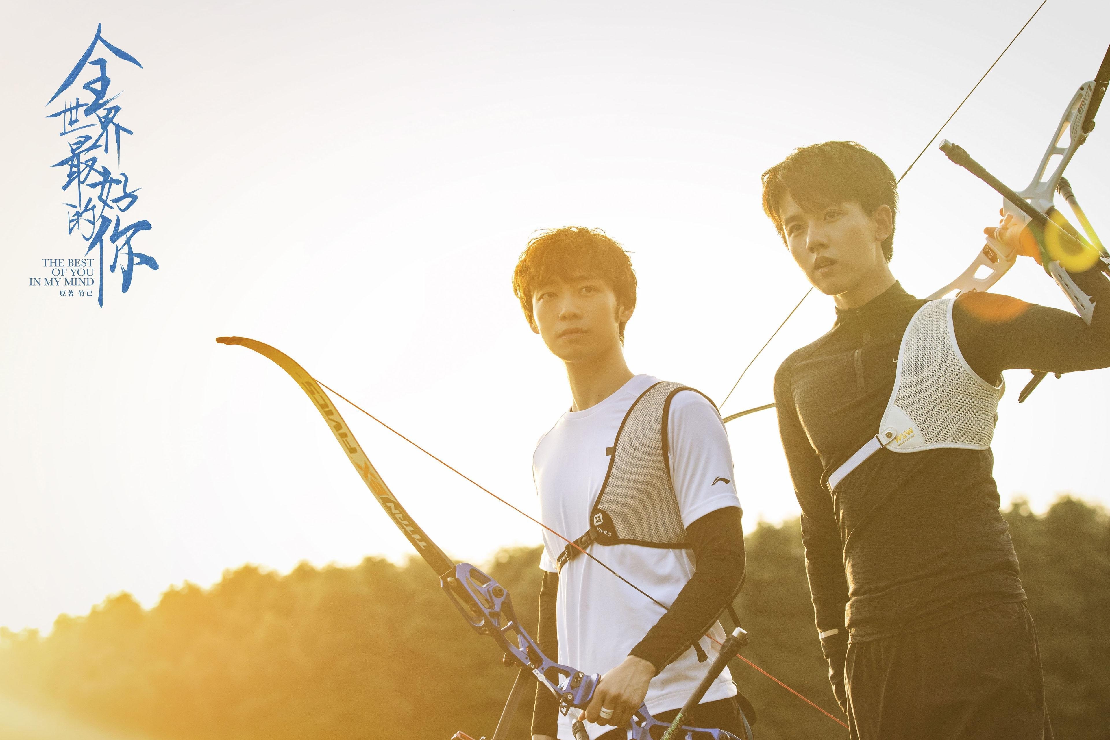 传统花式跳绳比赛，绳圈中的技巧与活力