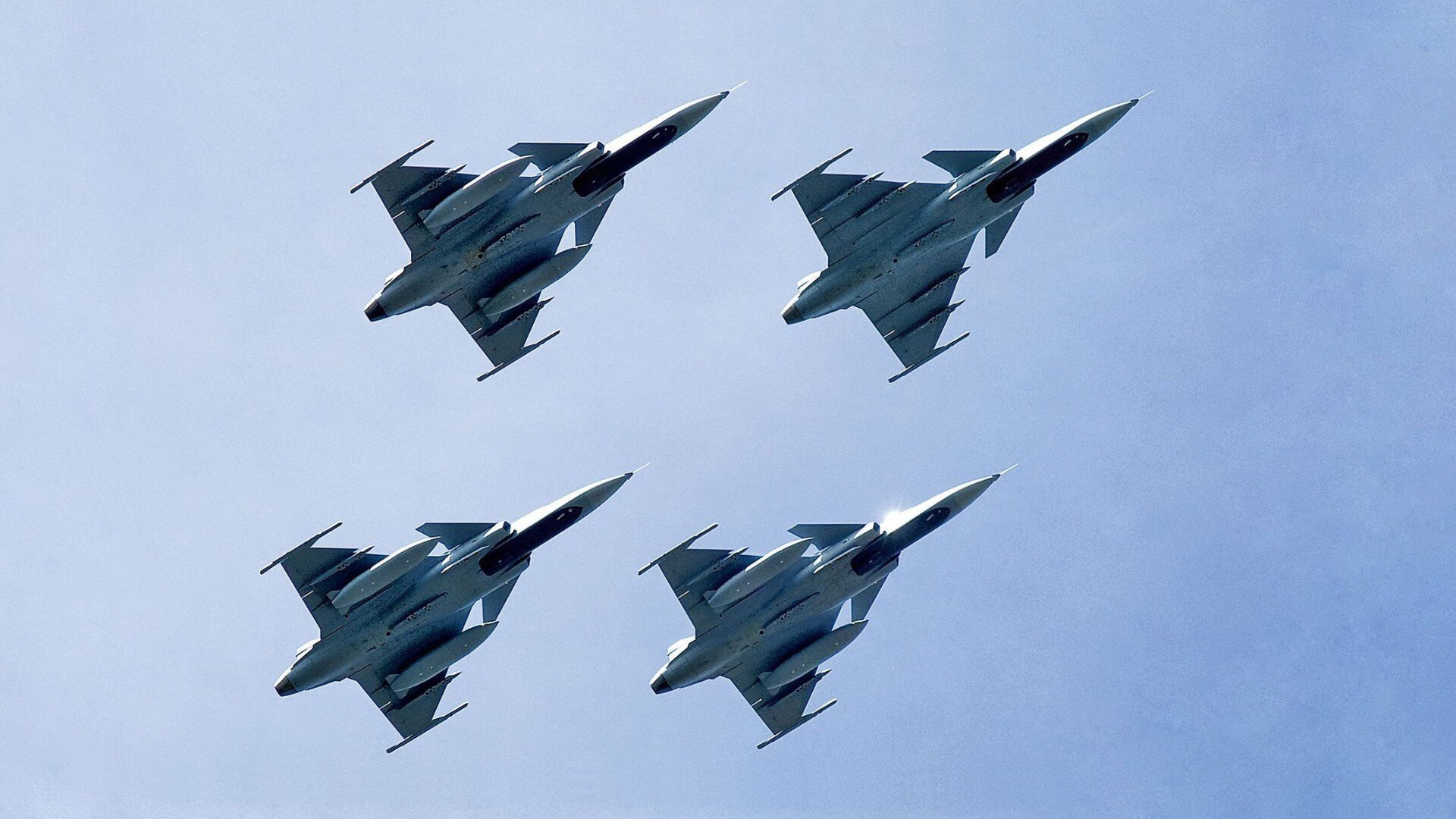 爱游戏体育-坎特加盟切尔西，中场组织大升级，坎特在切尔西穿几号球衣