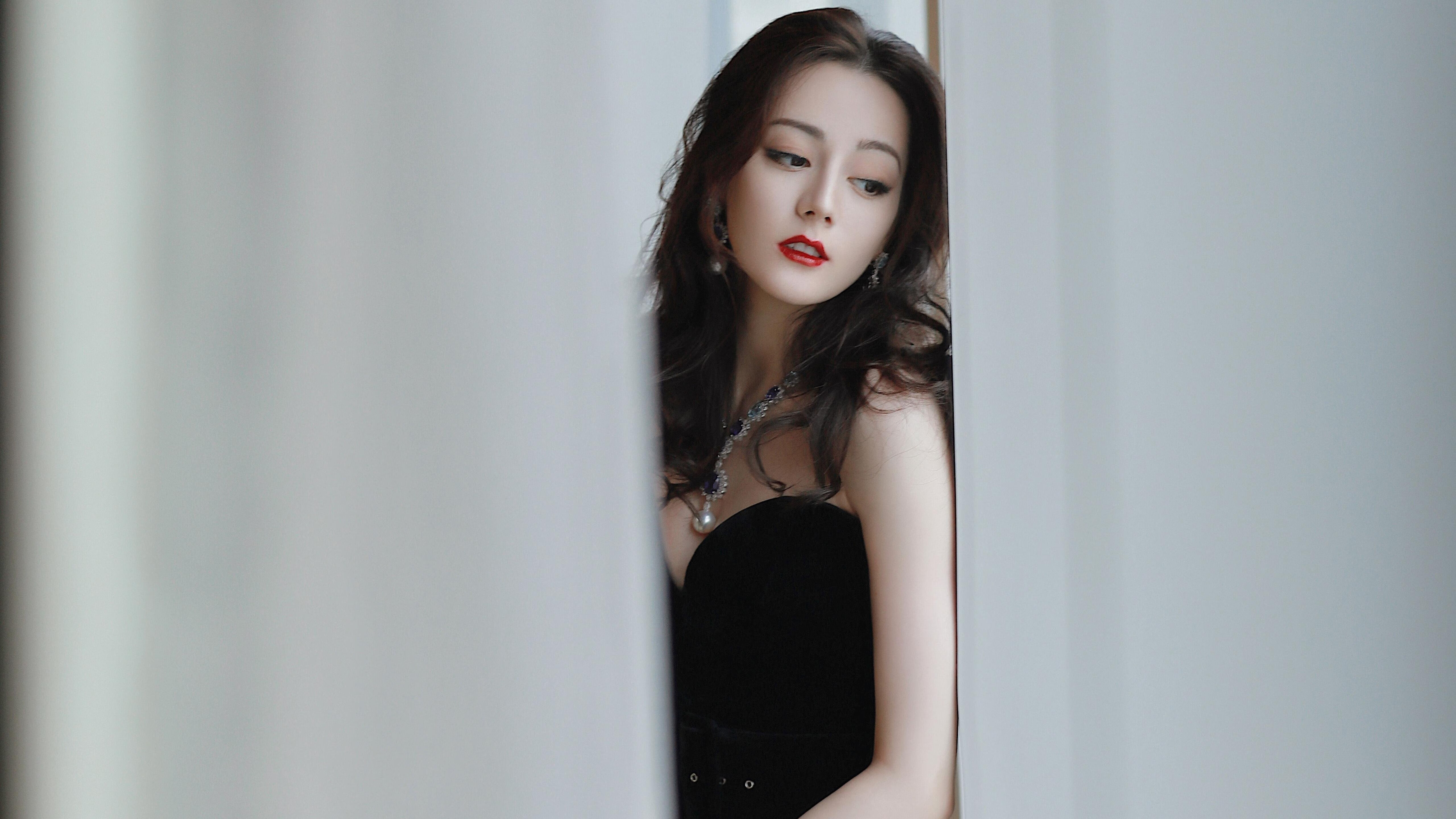 爱游戏娱乐-西汉姆联喜获大捷，豪取三分穿越淘汰，西汉姆联rice