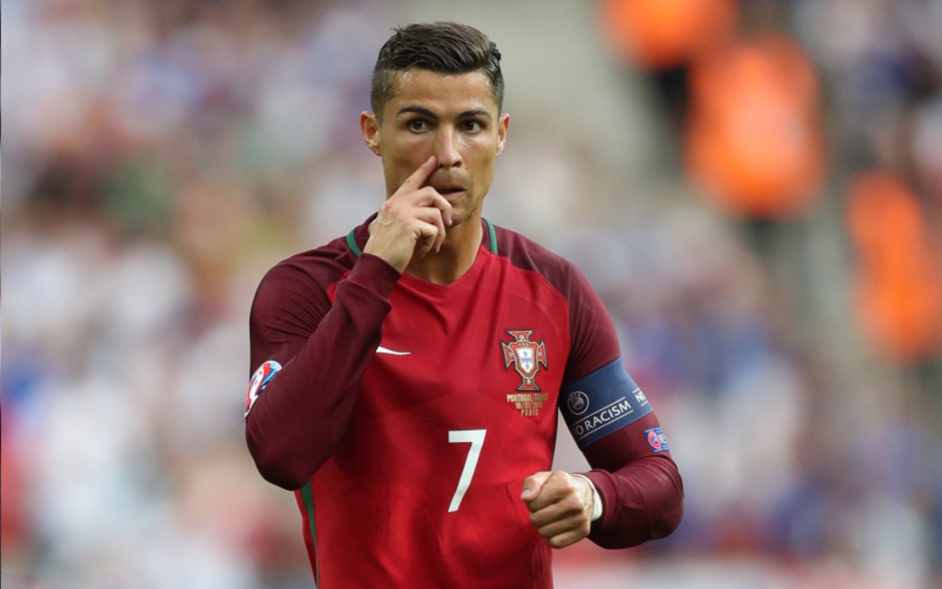 女子接力赛战术得当拔头筹,女子接力赛逆袭