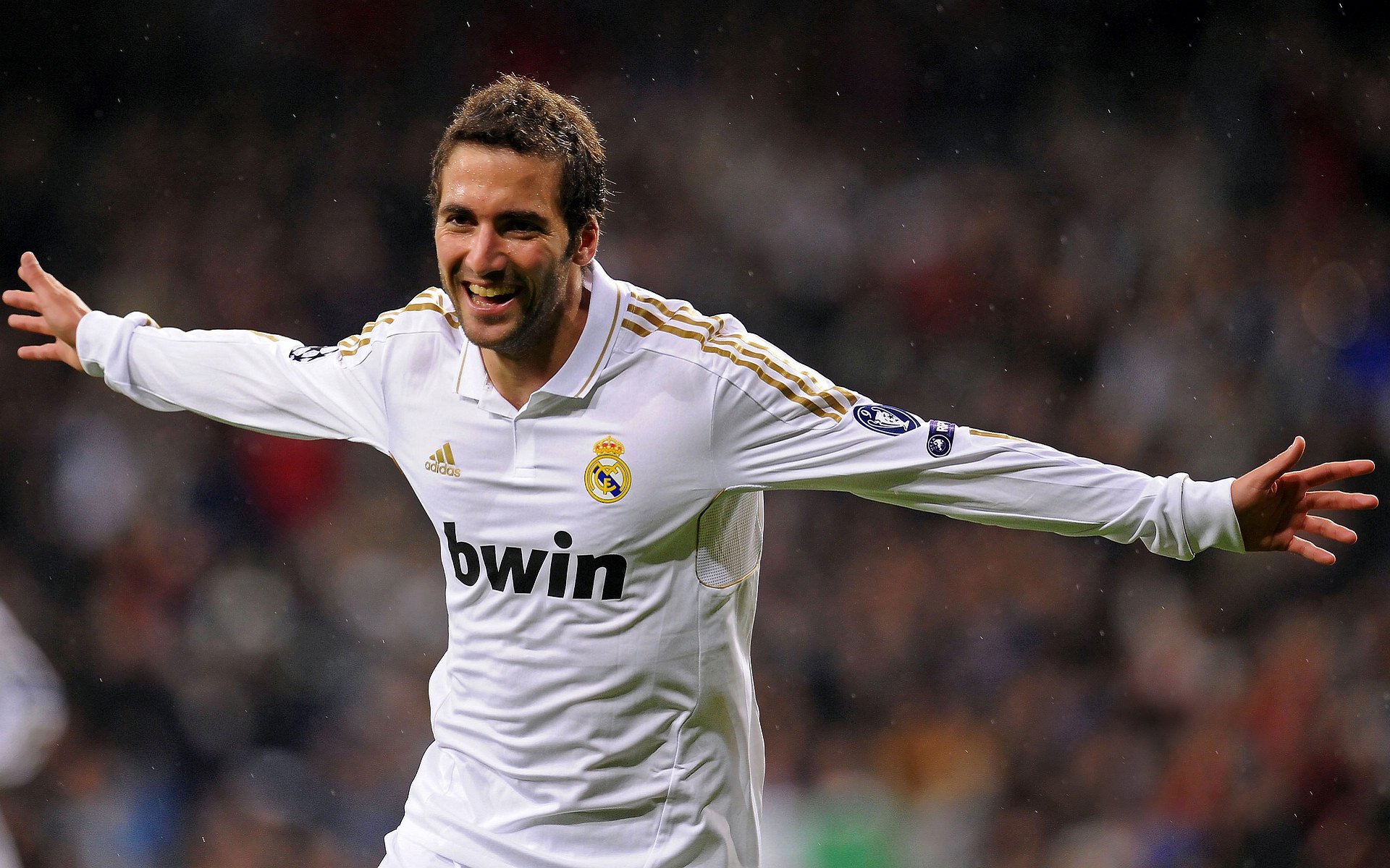 体育新闻中心发布体育短视频用户增长报告，如何创新体育短视频